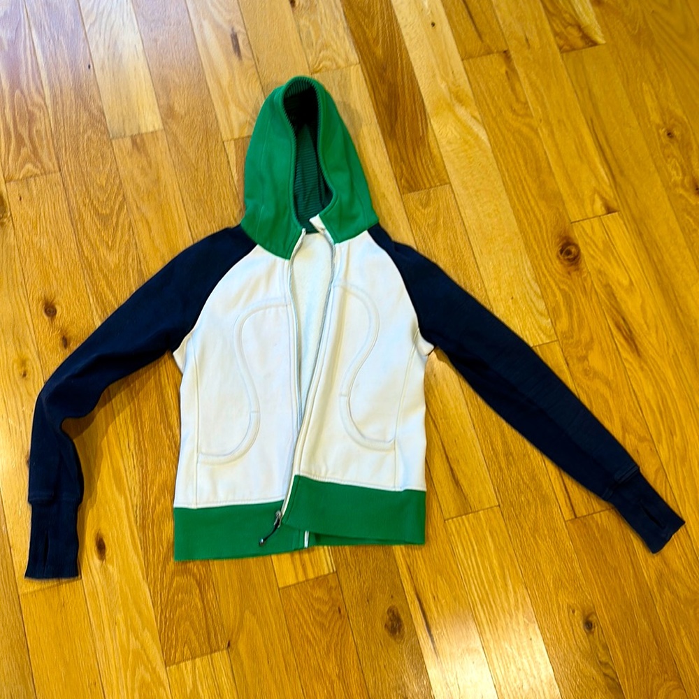 Lululemon Scuba Hoodie size 8 blue white green